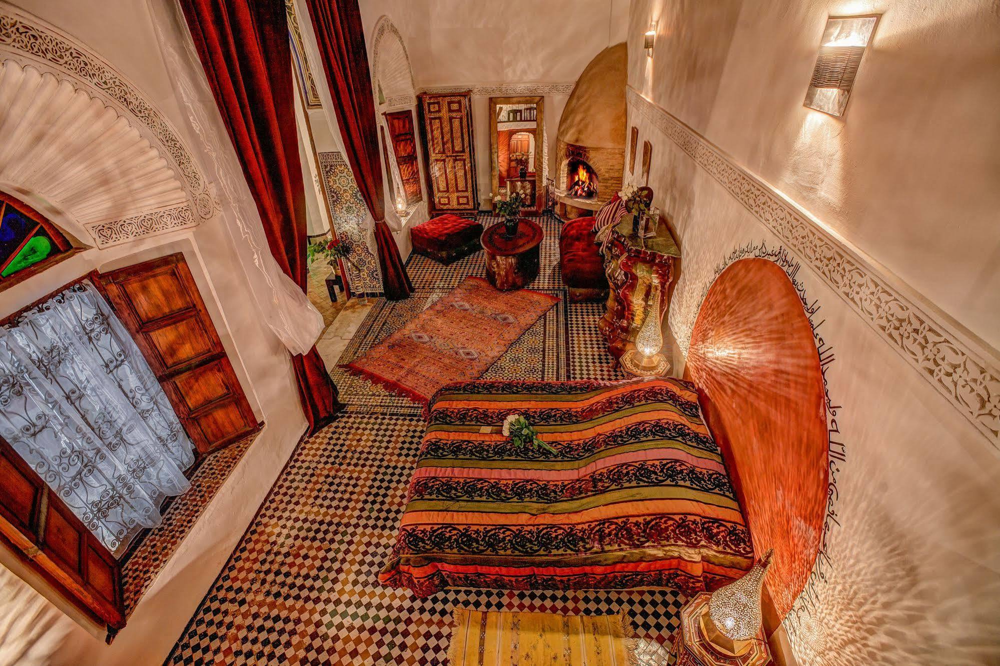 Riad Almaz Fez Esterno foto